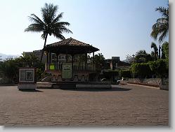Grand[band]stand downtown square.