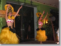 Hawaiian dancers.