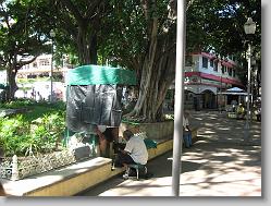 Shoe shine in town square