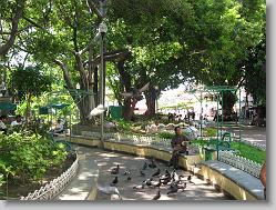 Zócalo - Acapulco's town square (outside cathedral)