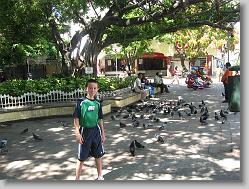 Zócalo - Acapulco's town square (outside cathedral)